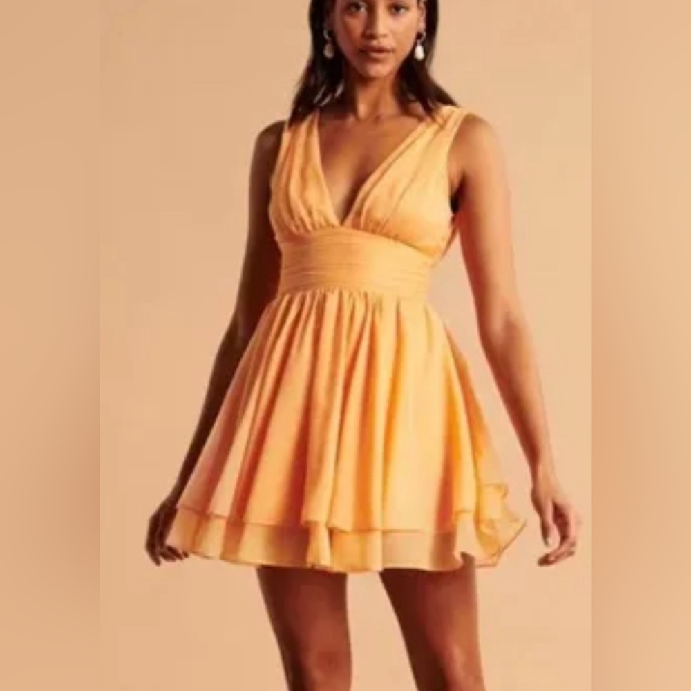 NWT Abercrombie Dress Size LT
